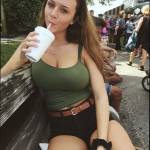 Emilly Profile Picture