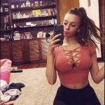 Emilly Profile Picture