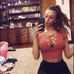 Emilly Profile Picture